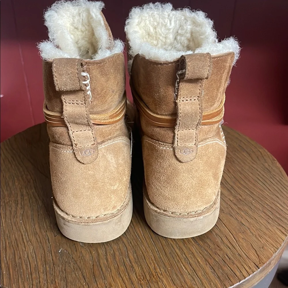 UGG Tan Ankle Boots with Plush Fleece Lining - Picture 3 of 15